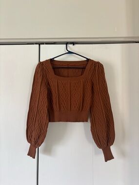 Cropped Cable Knit Sweater - Rust